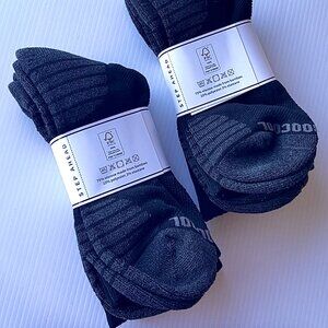(4) PAIR - Bamboo Cool Men’s Crew Socks NWT